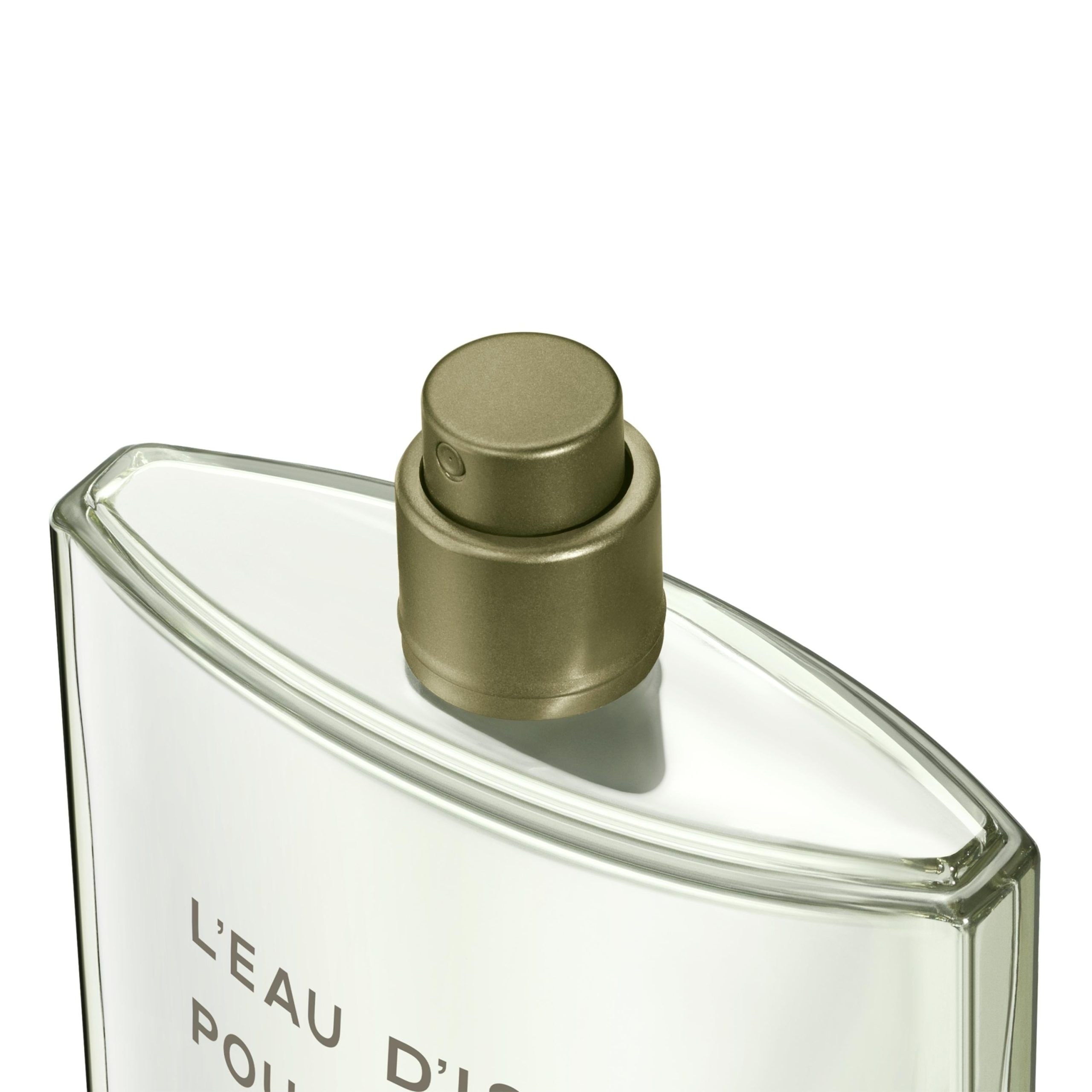 Issey Miyake L'eau D'issey Cedre Intense Eau De Toilette Spray 50ml - Image 3