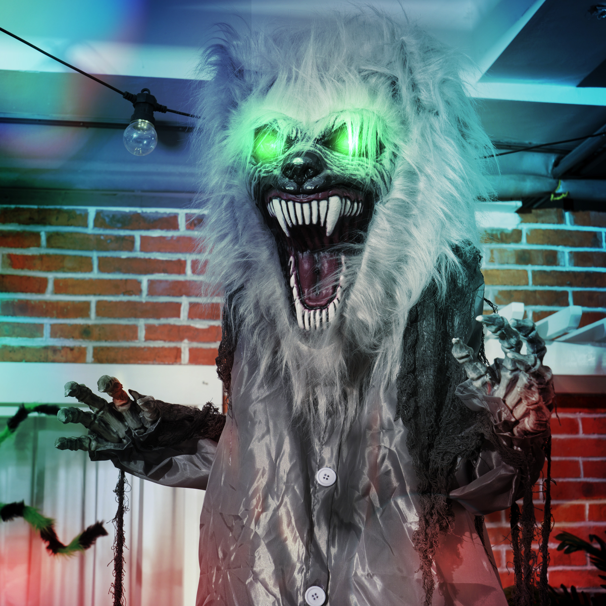 Halloween Skeleton Werewolf Animatronic Prop with Light Up Eyes - Image 2