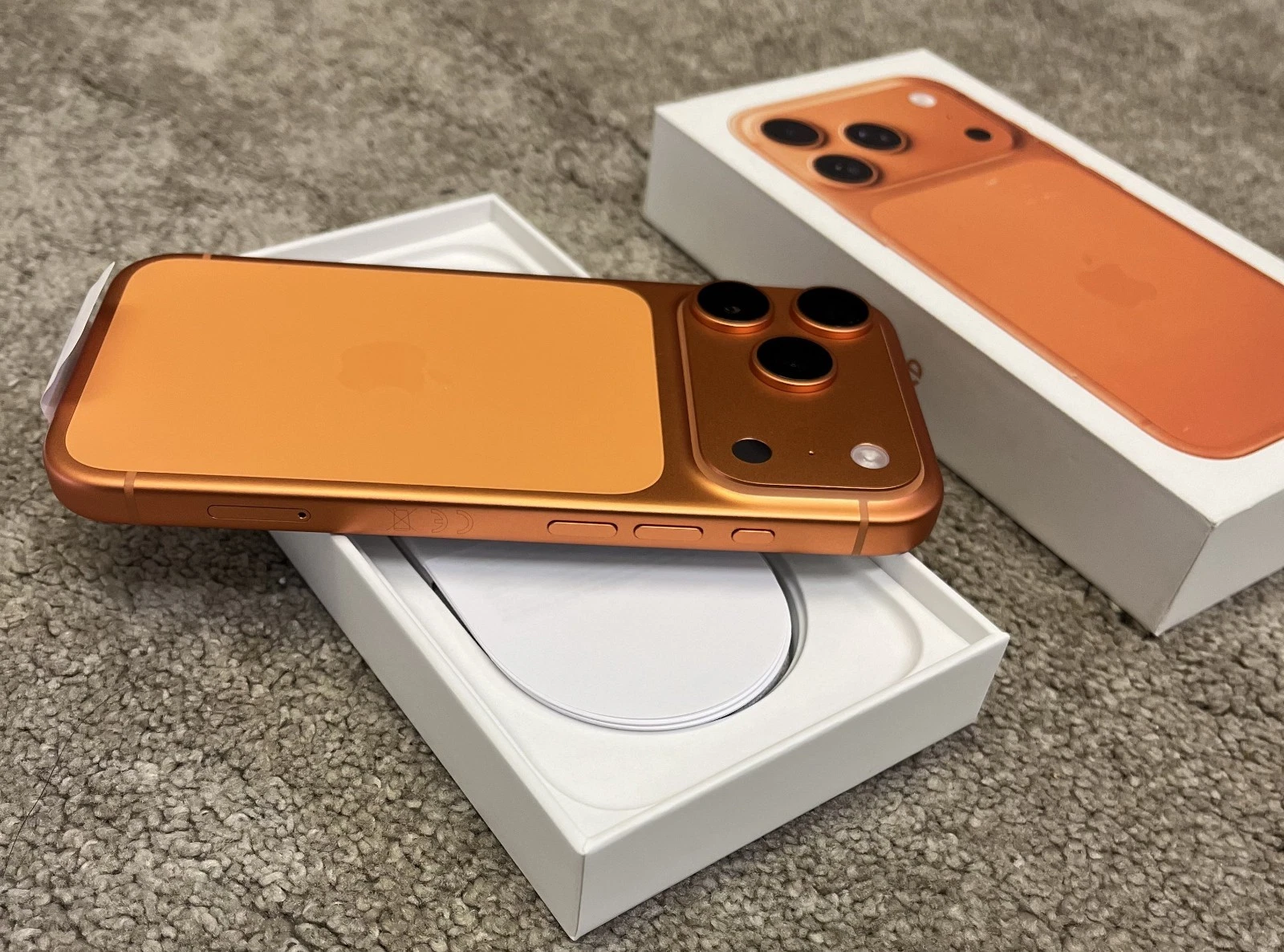 APPLE iPhone 17 Pro Cosmic Orange 256GB Brand new Box opened - Image 11