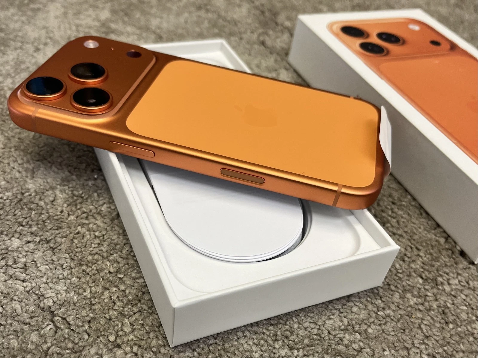 APPLE iPhone 17 Pro Cosmic Orange 256GB Brand new Box opened - Image 14